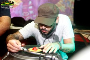 Programação do The Bar Pub com festa latina e Game Of Thrones