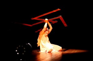 [RJ]  Espetáculo “Mergulho ou A menina que sangrava poesia” no Teatro Gonzaguinha