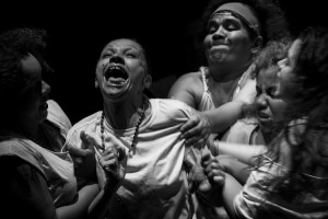 Espetáculo “A Mancha Roxa” no Theatro José de Alencar