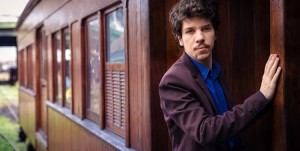 [SP] Espetáculo “Velha Roupa Colorida – Homenagem a Belchior” no Sesc Santo André