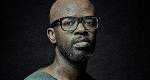 DJ Black Coffee é atração confirmada no Camarote N1