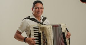 [SP] Targino Gondim se apresenta no Bar Brahma Centro