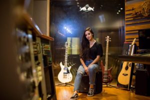 Mari Nolasco comanda o palco Red Bull Music no Festival João Rock