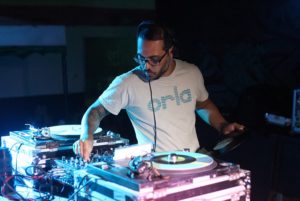 TerçAnormal na Biruta,  convida Lerigô, projeto dos Dj’s Kinas e Aires/D 