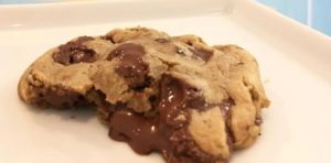 Loja distribui 3 mil cookies de graça em Fortaleza