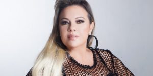 Pré-Réveillon Neon agita o Bloco Batuquê