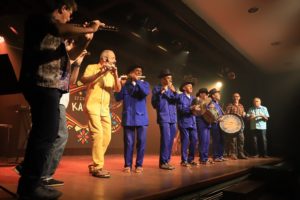 [RJ] Carlos Malta se une aos grupos cearenses Banda Cabaçal dos Irmãos Aniceto e Marimbanda no projeto Epifania Kariri