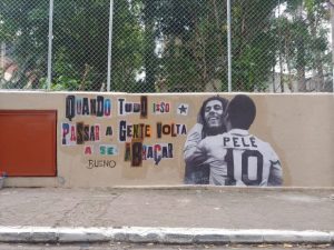 empresa doa tintas para ação com grafiteiros em Paraisópolis, São Paulo