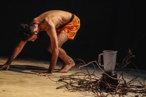 Espetáculo Oralidanças com a  Cia Balé Baião de Itapipoca