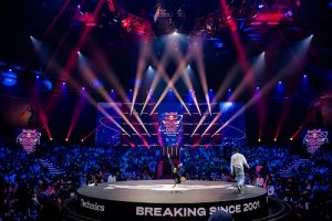 Dançarinos do Cazaquistão e EUA conquistam título mundial de Breaking