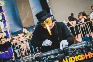 Com atração internacional, festival de música eletrônica abre o início da programação de fim de ano em Fortaleza