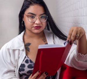 Autora cearense, Vanessa Passos, vence a  6ª edição do Prêmio Kindle de Literatura