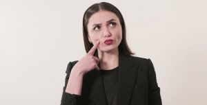 Monica Iozzi estreia programa no Canal Brasil