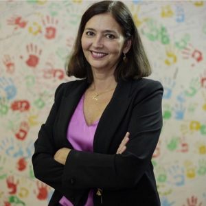 Cristina Serra debate “O Cerco à Liberdade de Imprensa”, em Fortaleza