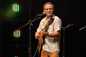 Compositores Zé Roraima e Nosly se apresentam no  CCBNB Fortaleza