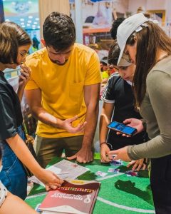 Mutirão para troca de figurinhas da Copa do Mundo nesse final de semana