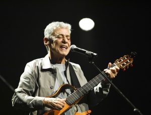Chico Buarque apresente turnê “Que tal um samba?” neste final de semana, em Fortaleza
