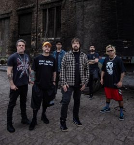 Charlie Brown Jr. comemora 30 anos com show em Fortaleza