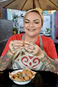 Culinária da Van participa do Festival de Bar em Bar e apresenta shows de Pedro Falcão e Lelé Matias