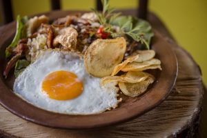 Restaurante Culinária da Van apresenta cardápio promocional