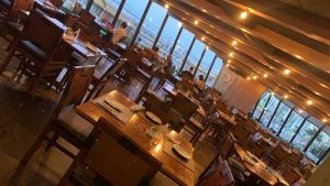 Alta estação: aumenta a procura por restaurantes à beira-mar