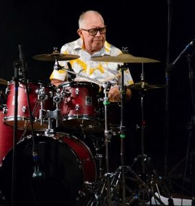 Marimbanda faz show em homenagem a Luizinho Duarte no Cineteatro São Luiz