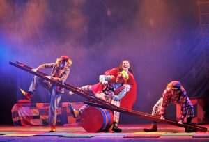“O Circo da Chapeuzinho Vermelho”em cartaz no Theatro José de Alencar