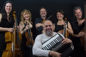 Toninho Ferragutti & Quinteto de Cordas no Theatro José de Alencar