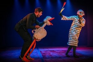 Teatro da Praia apresenta peças destaques do 22º Festfor no “Curta Esquete”