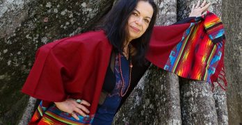 Amelinha celebra 50 anos de carreira em show especial no Cineteatro São Luiz