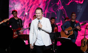 Davi Sacer faz show gratuito em Fortaleza