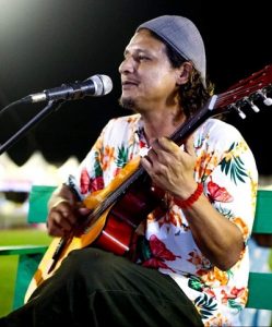 Zé Rodrigues apresenta o show “Alto da Montanha” com convidados no Boteco Vintage