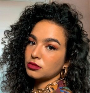 Projeto Revelarte 2025 apresenta show de Heliê