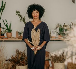 Silvania de Deus apresenta nova coleção e reabre a Casa Iracemar